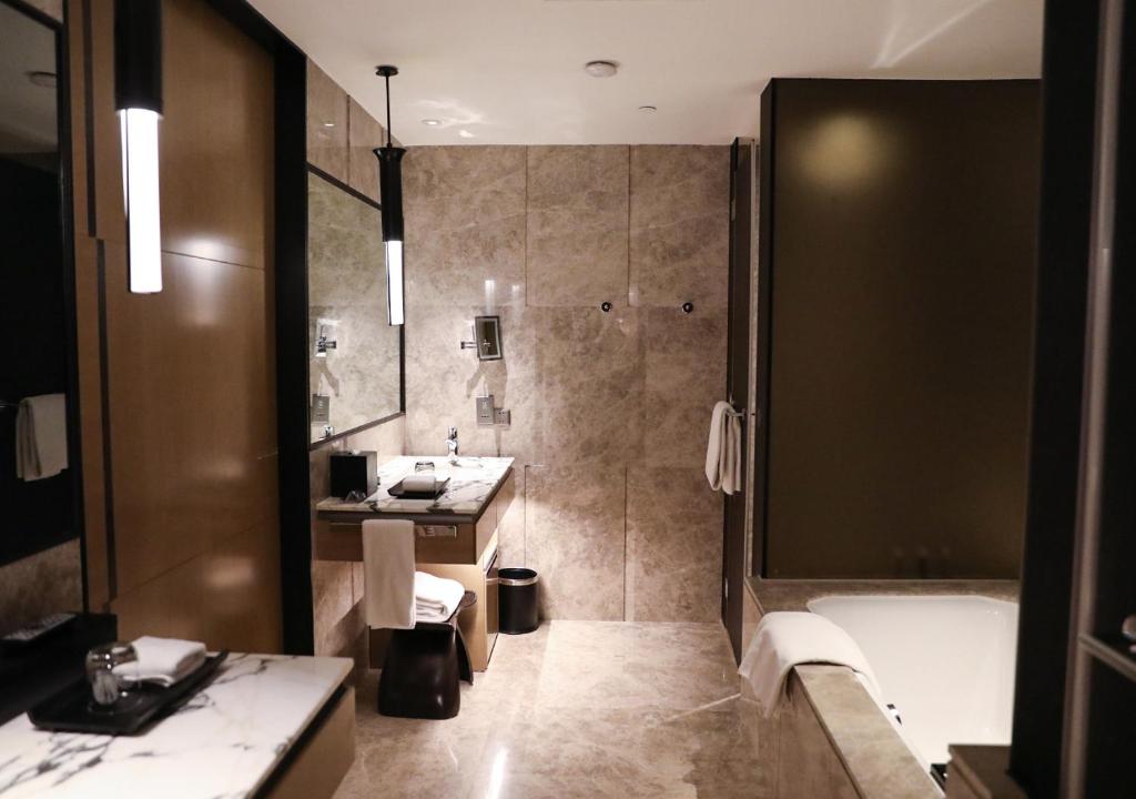 Сьюит (Представительский люкс Regency), Hyatt Regency Wuxi