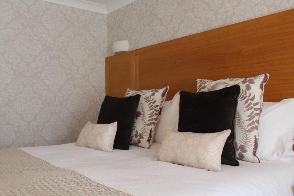 Appleby Manor Hotel & Garden Spa - Tap to explore photos