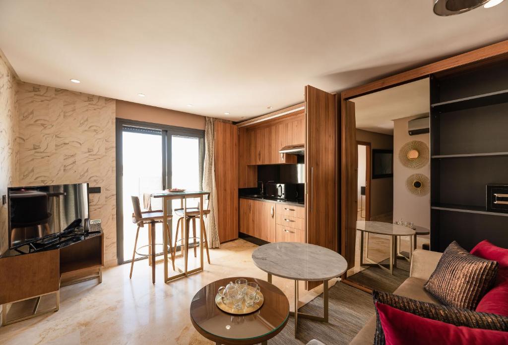 Сьюит (Суперлюкс), Avenue Suites