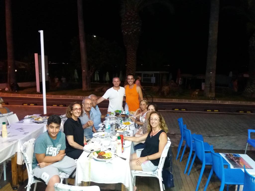 Uysal Motel Beach photo 2