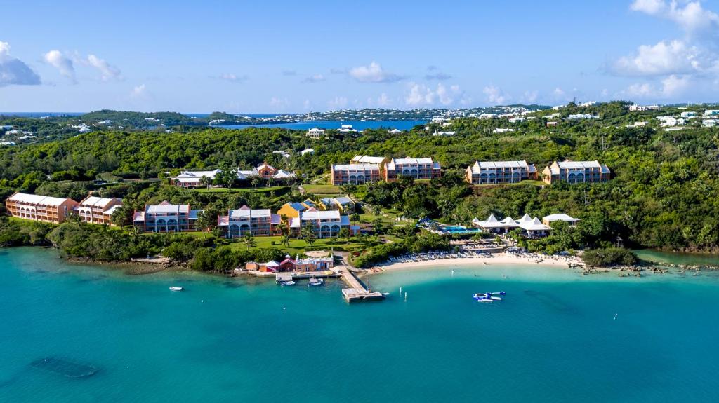 Grotto Bay Beach Resort photo 2
