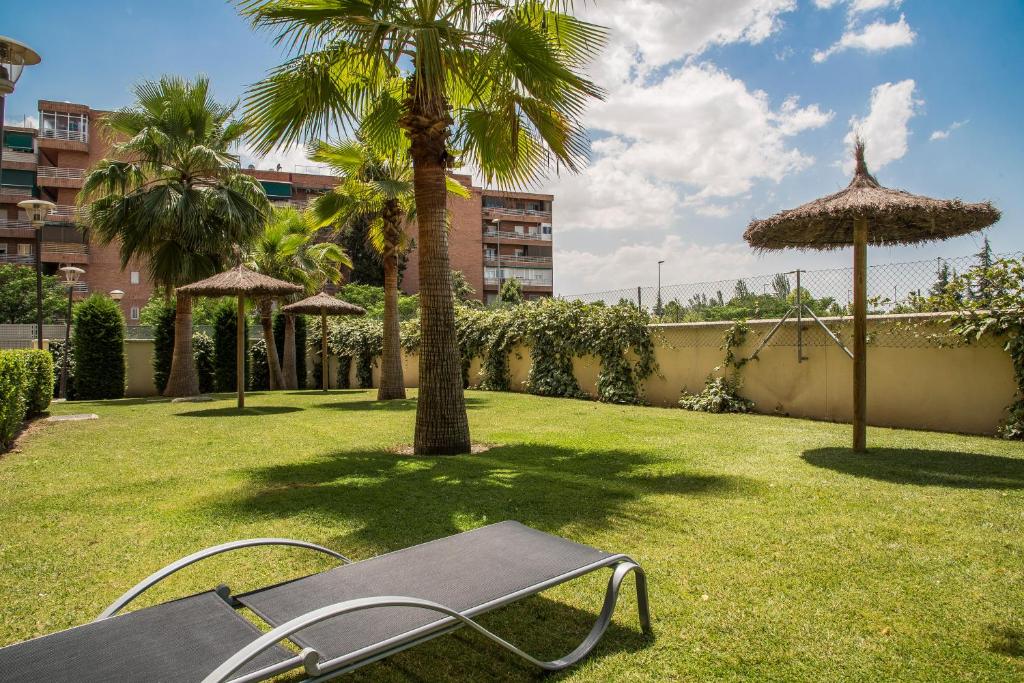 EnjoyGranada LUJO Piscina y Parking photo 4