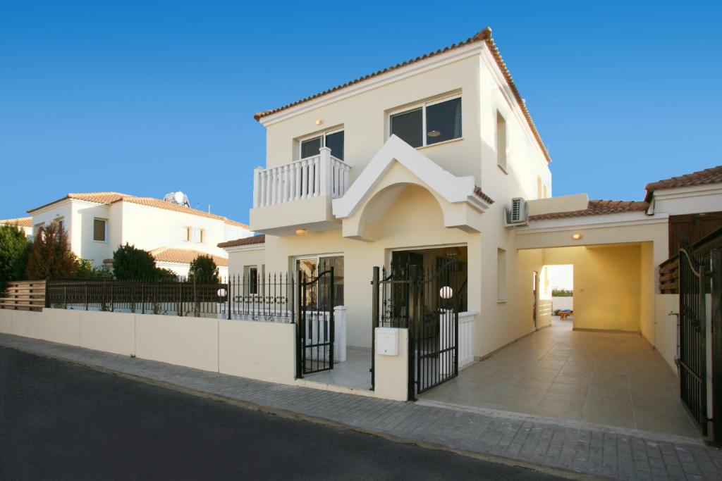 Villa Carmel photo 1