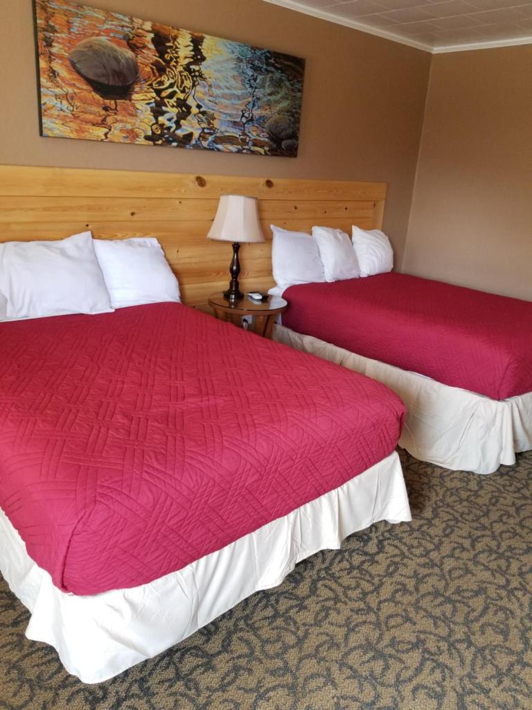 L'Acadie Inn & RV Park photo 1