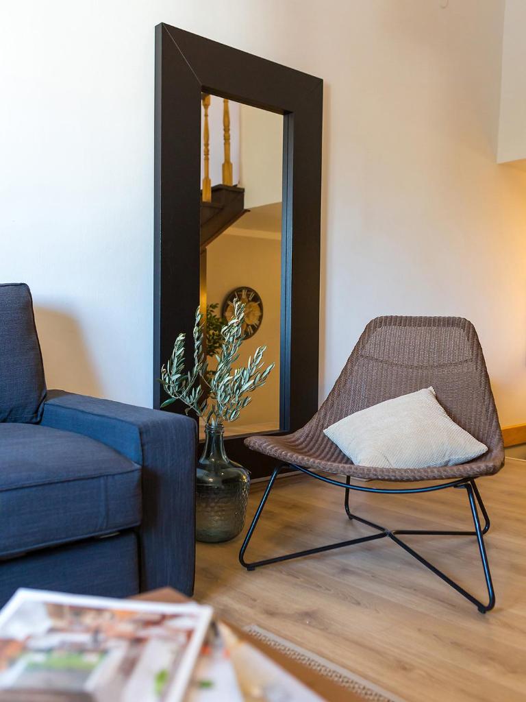 New City Center Design Apartment photo 4