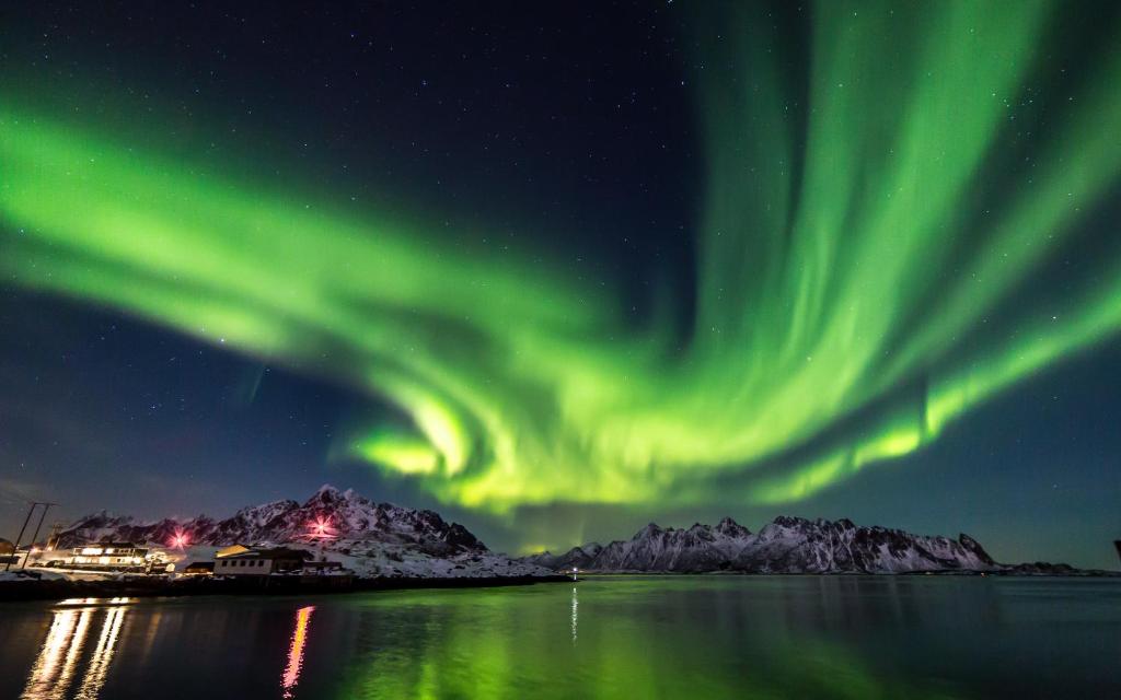 Rorbuanlegget Svolvær Havn photo 1