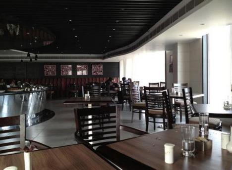 Сьюит (Premier King/Twin Suite), Savoy Suites Manesar