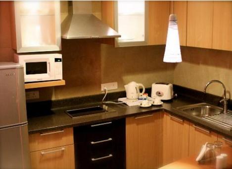 Сьюит (Premier King/Twin Suite), Savoy Suites Manesar