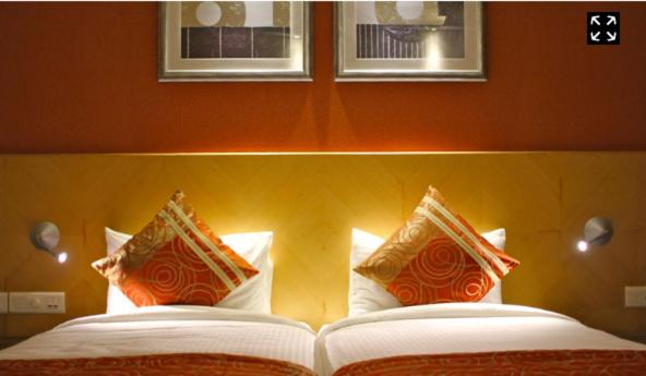 Сьюит (Premier King/Twin Suite), Savoy Suites Manesar