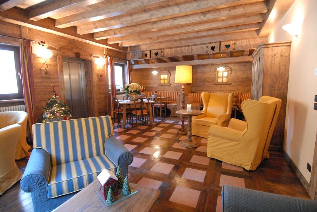 Hotel Des Roses photo 2