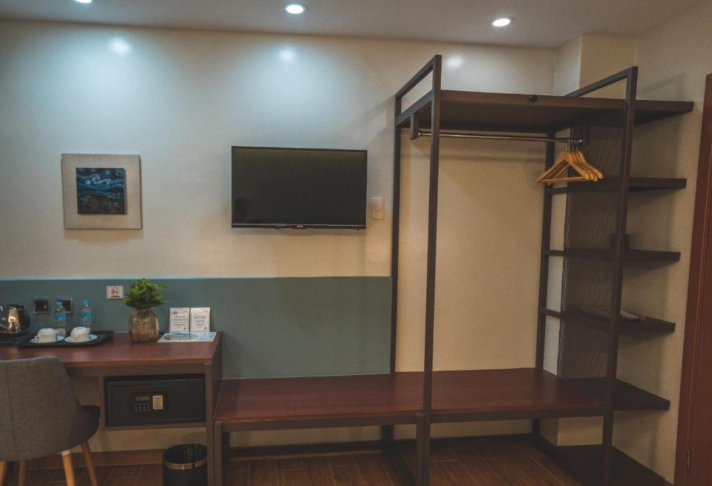 Henia Hotel photo 1