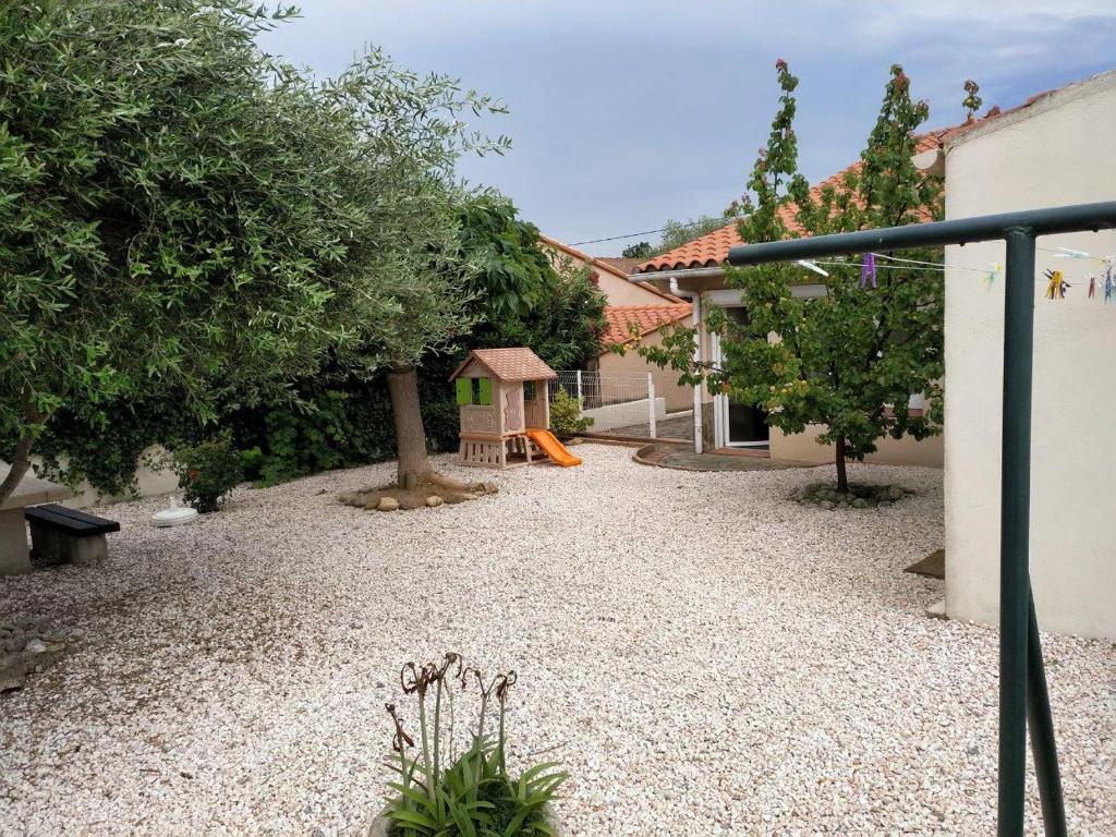 Jolie Villa 6 couchages secteur Calme / proche Montagnes - Plages - ESPAGNE photo 1