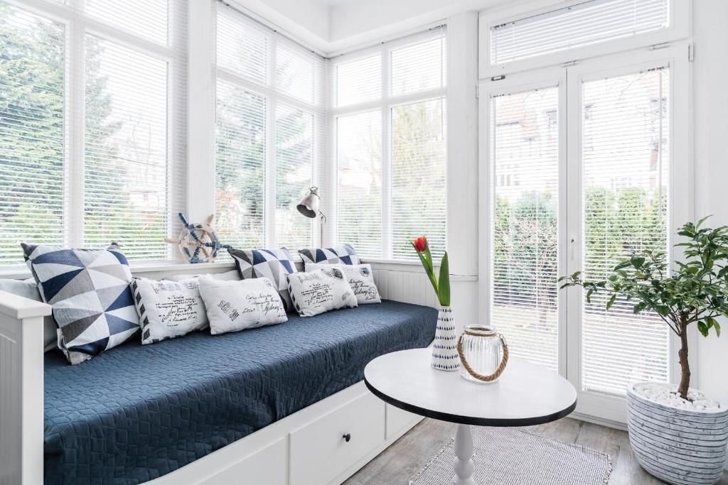 Апартаменты (Апартаменты с 1 спальней и садом - 3/1b Bałtycka Street), Sanhaus Apartments
