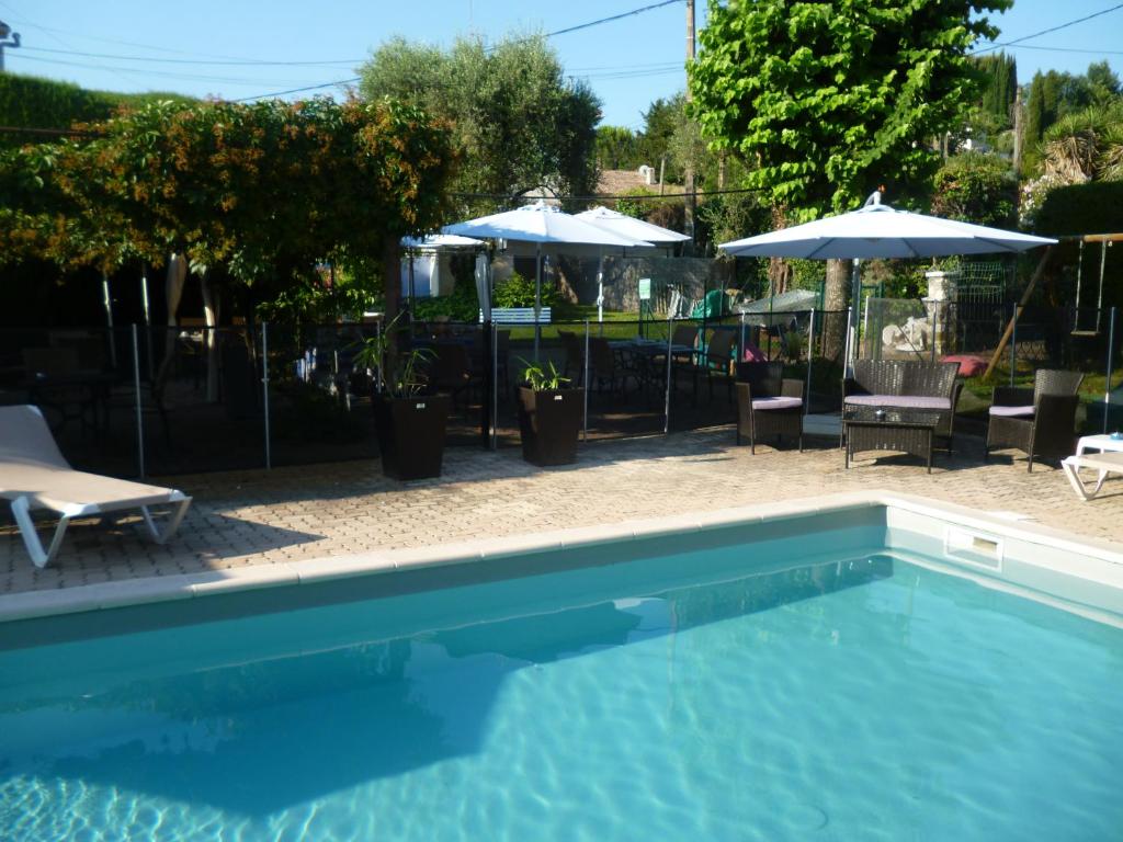 Hotel Cayrons Vence & St Paul de Vence photo 1