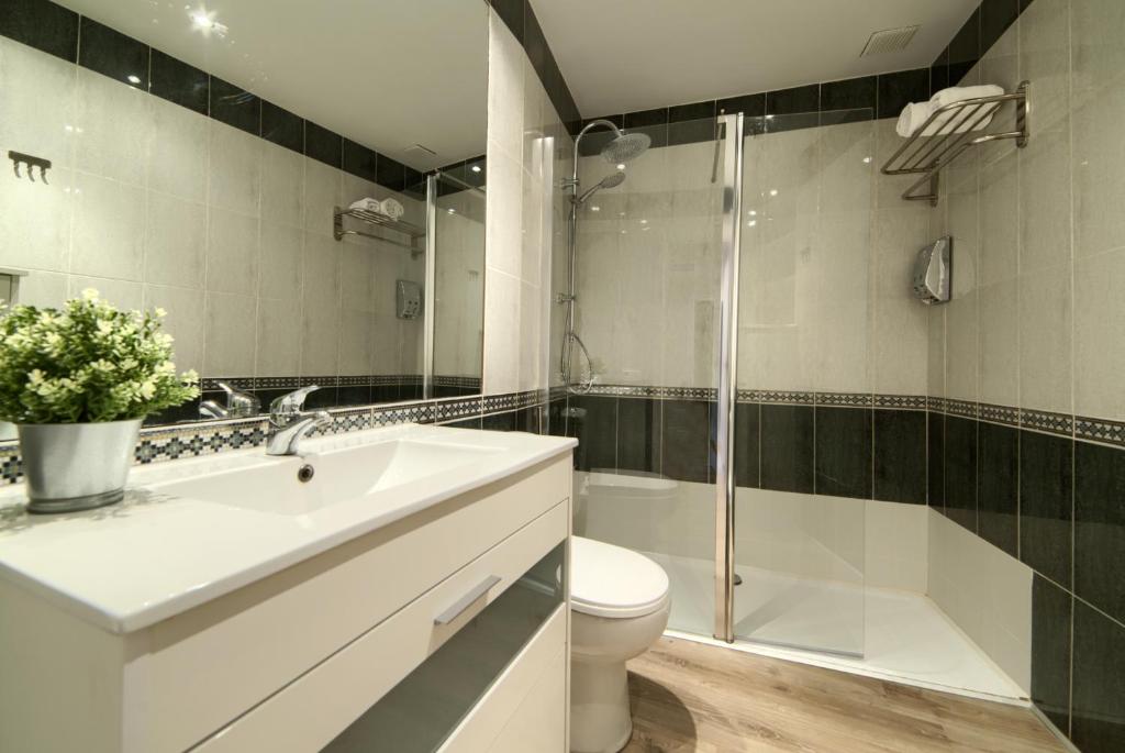 Apartamentos4U Tudela Centro - Parking incluido photo 2