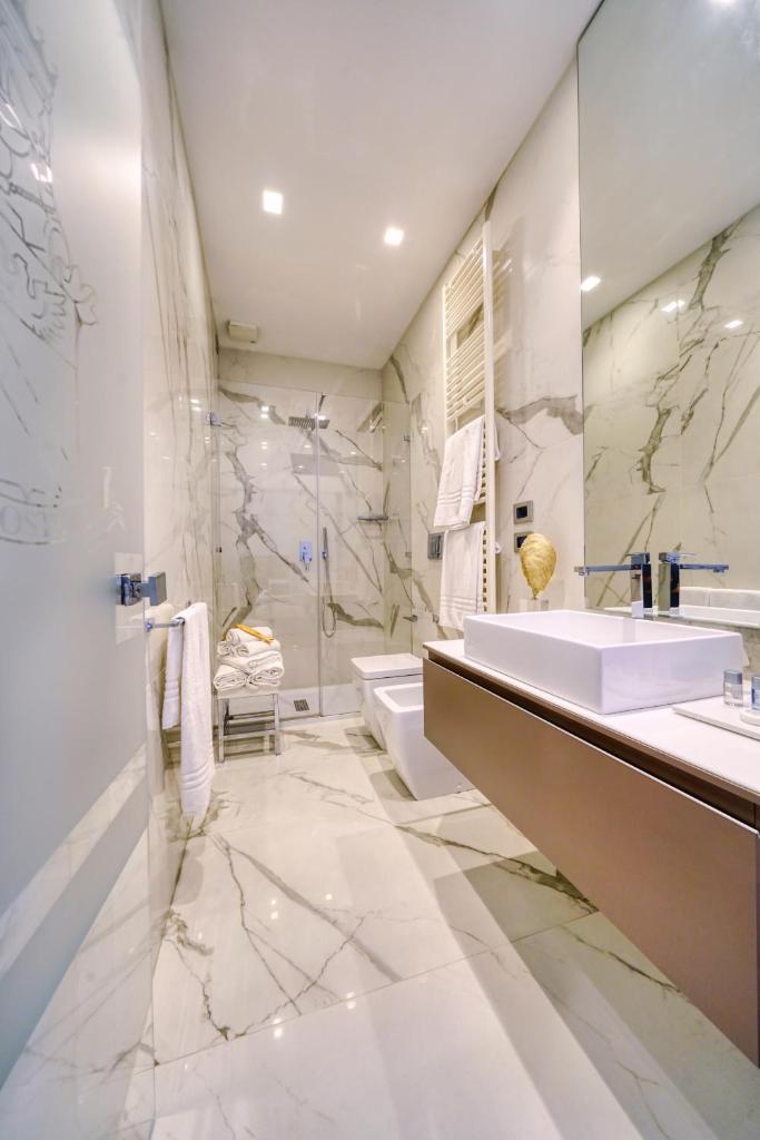 Via Chiodo Luxury Rooms photo 3
