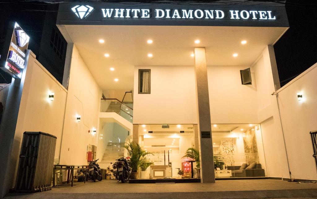 White Diamond Hotel - The Art