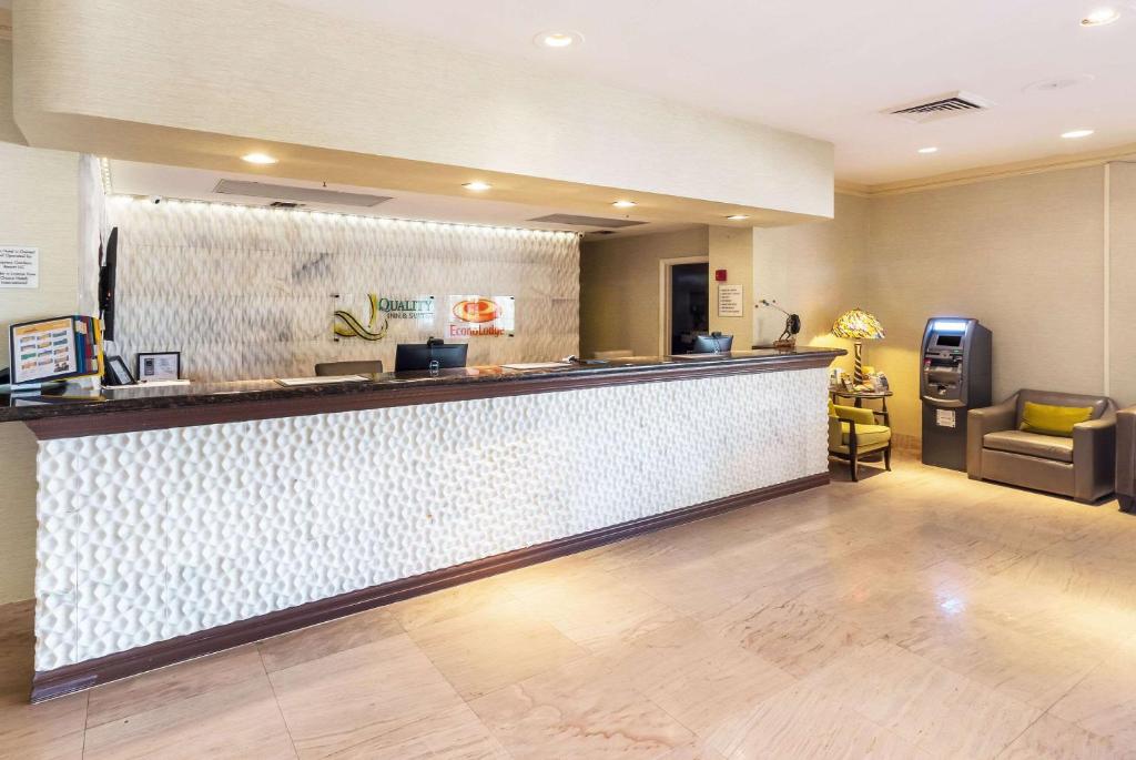 Econo Lodge Winter Haven Chain of Lakes photo 1
