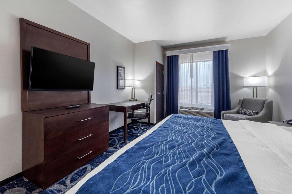 Comfort Inn & Suites Oklahoma City photo 3
