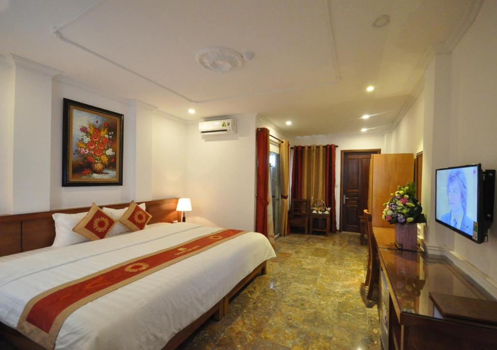 Сьюит (Люкс с кроватью размера «king-size»), Saigon Sun Hotel 1