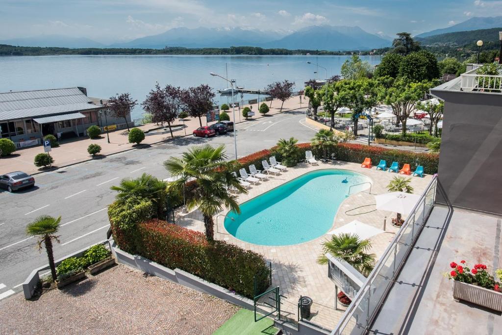 Hotel Royal photo 1