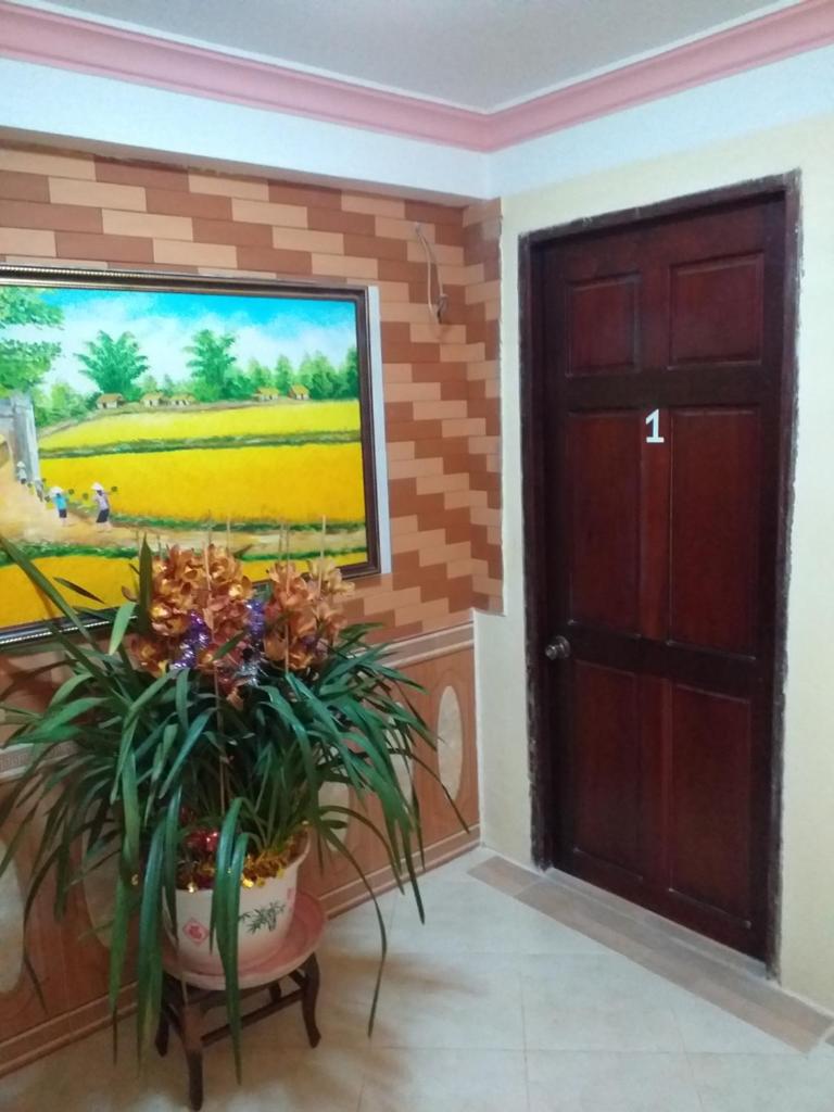 Nón Lá Guest House