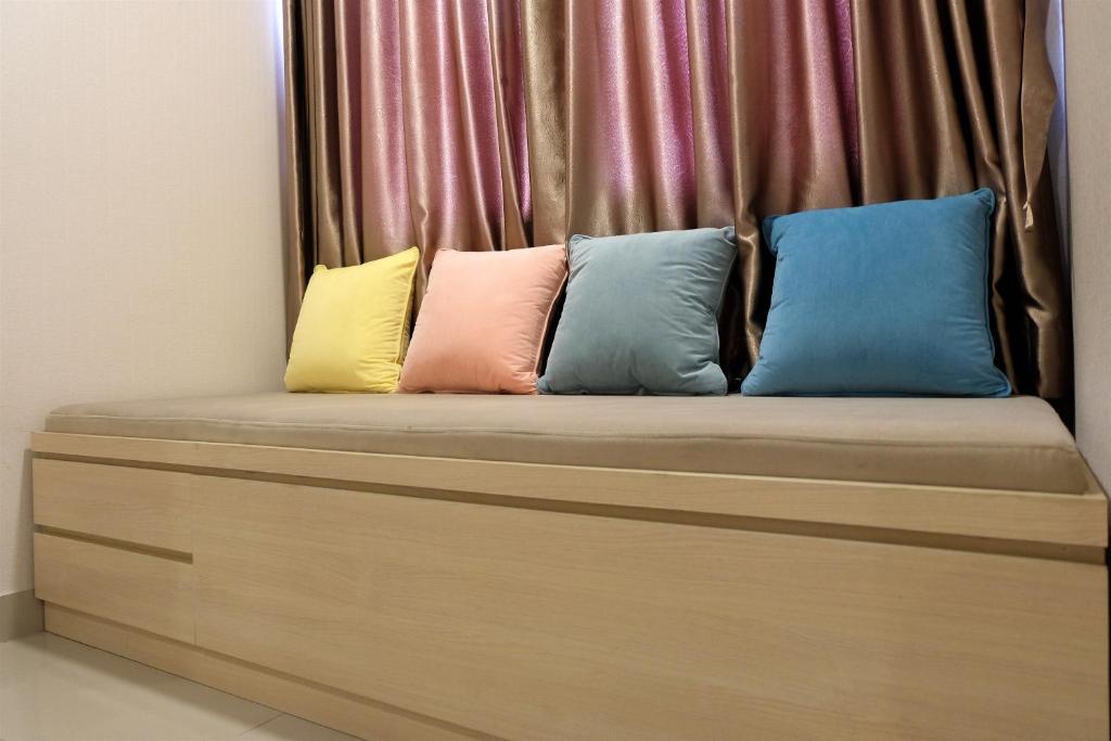 Artistic Studio Apartment at The Oasis Cikarang By Travelio photo 2