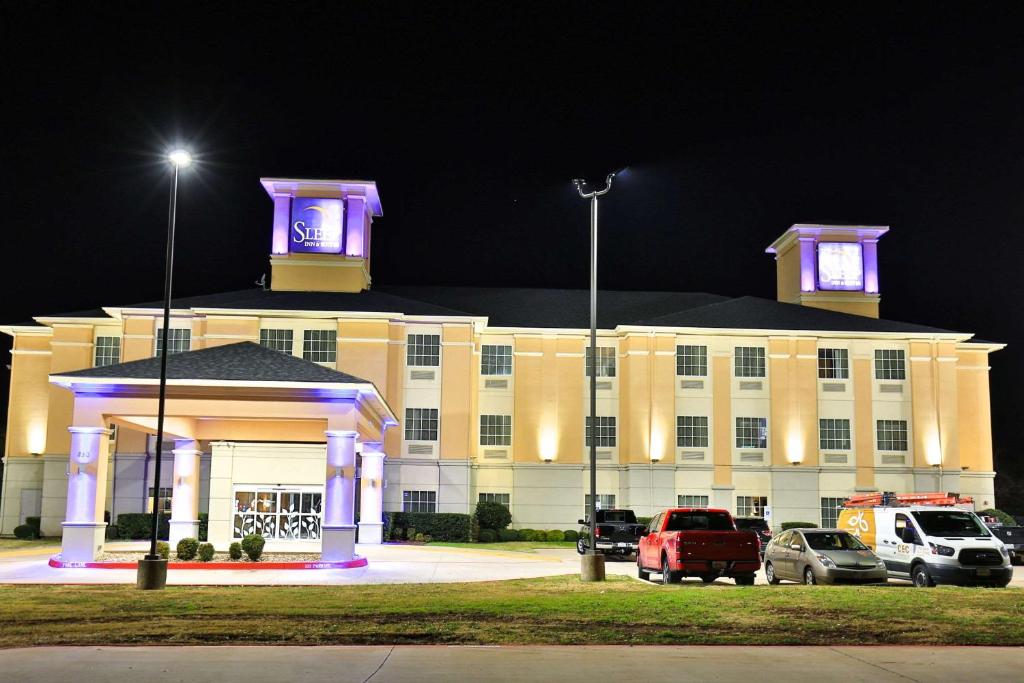 Sleep Inn & Suites University photo 4