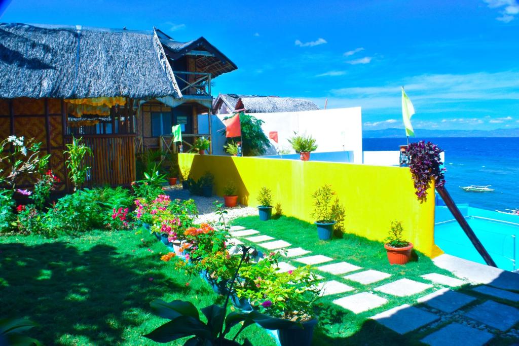 MLK Bamboo Beachhouse photo 4