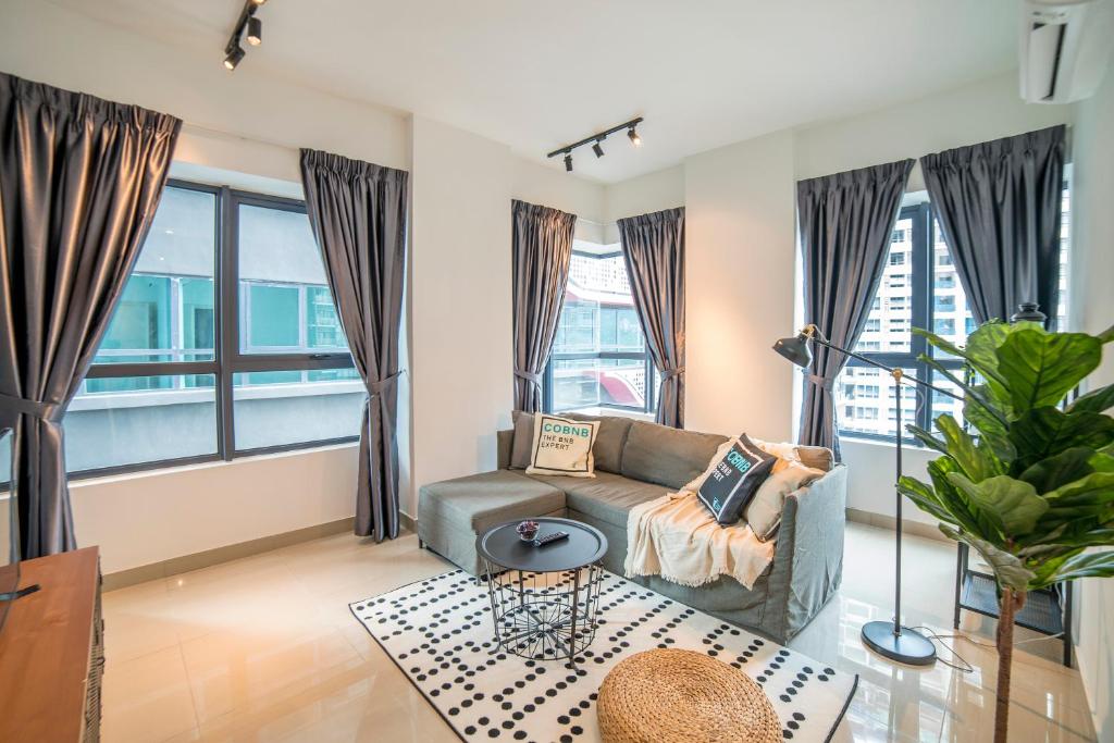 Апартаменты (Luxury Three Bedroom Family Suites), Arte Plus by Cobnb KLCC