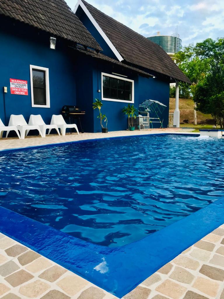 beautiful villa with private pool 1313 bumiputra only photo 1