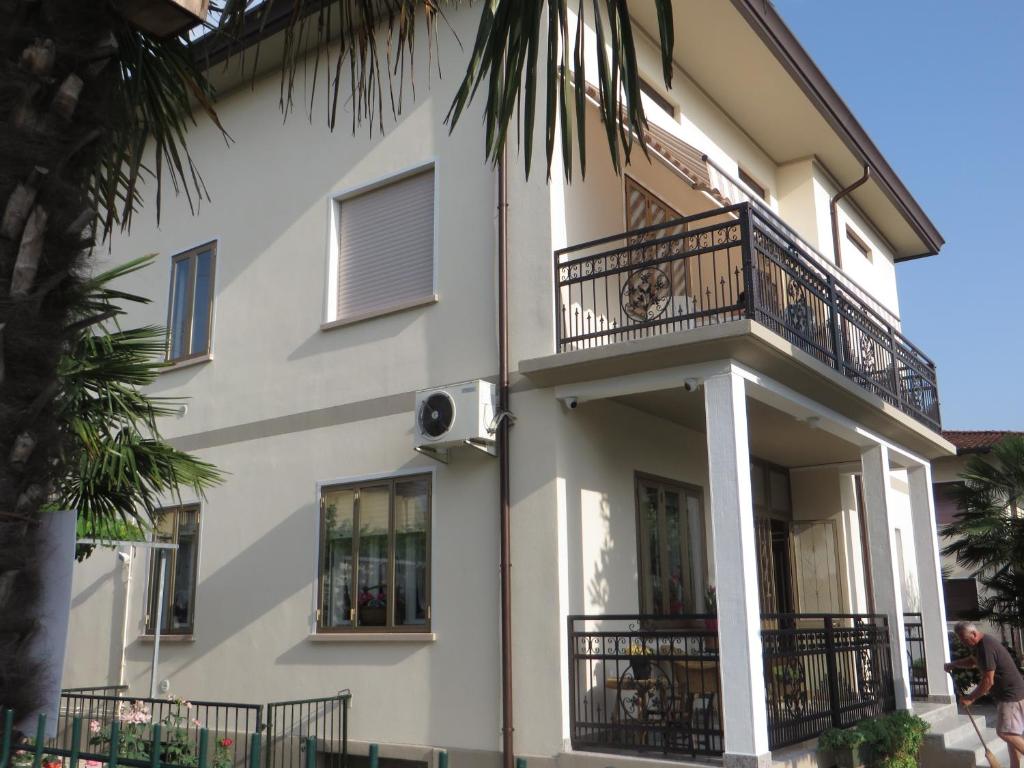CASA ROMAN ITALIA, Center Sacile photo 1