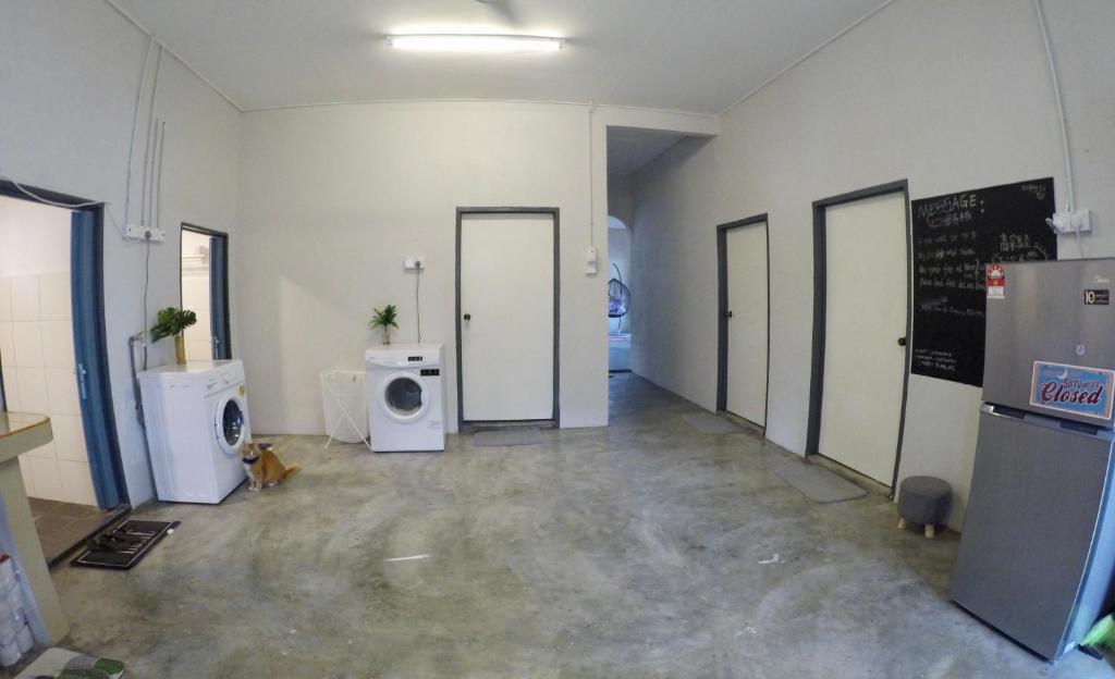 Номер (Кровать в общем 4-местном номере для мужчин и женщин), Boxpackers Langkawi