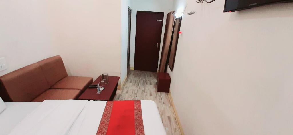 Двухместный (Номер Делюкс с кроватью размера «king-size»), Luxmi Hotel