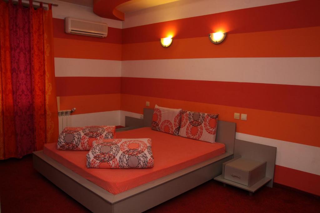 Hotel Color photo 4