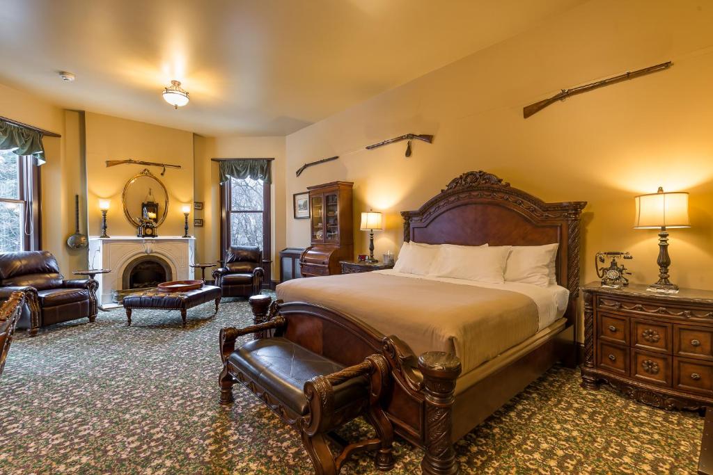 Steele Mansion Inn & Gathering Hub photo 2