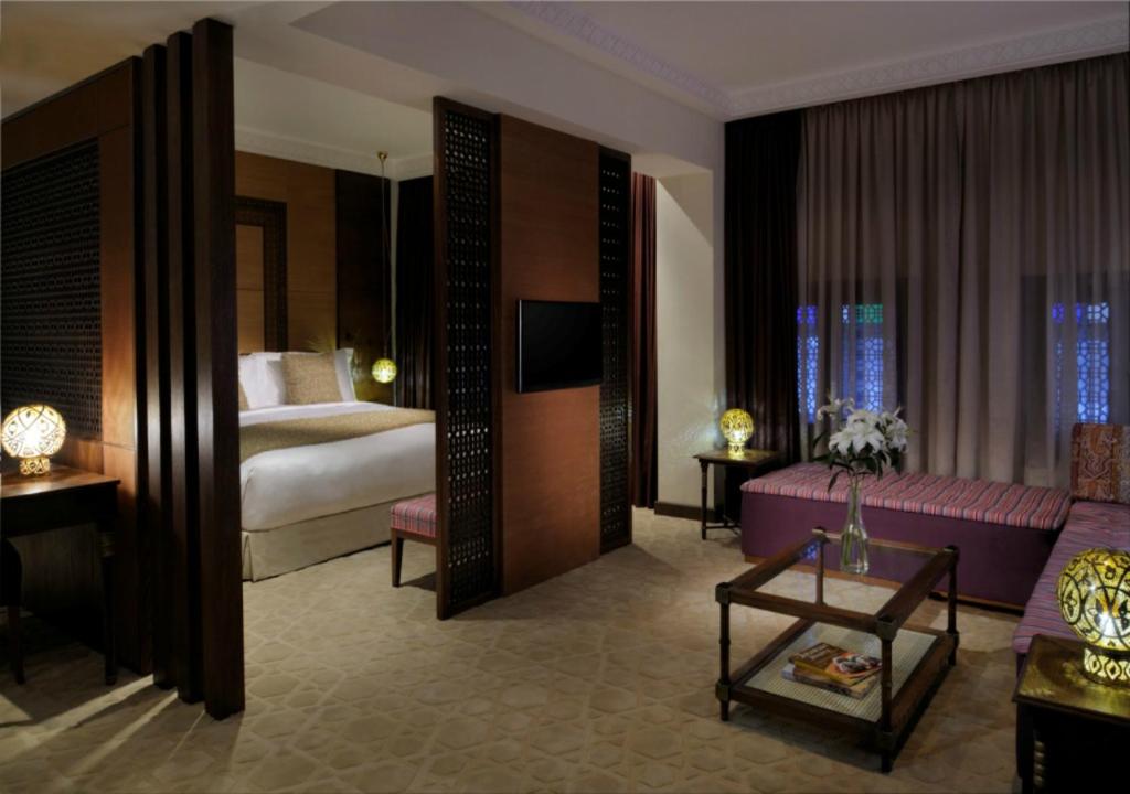 Сьюит (Полулюкс - Отель Al Bidda), Souq Waqif Boutique Hotels - Tivoli