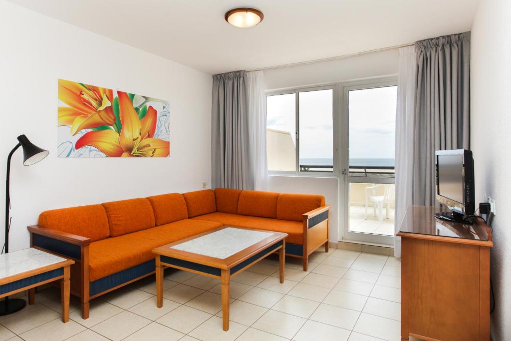 Apartamentos Palm Garden by LIVVO photo 2