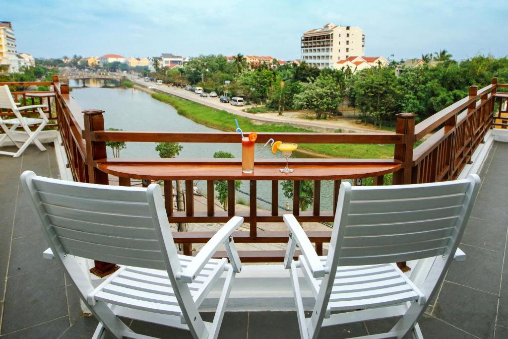 Threeway Riverside Villa