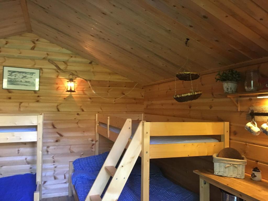 Cabin on Husky Farm photo 2
