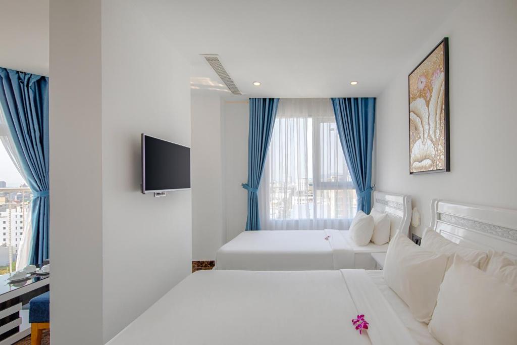 Queen's Finger Hotel Da Nang