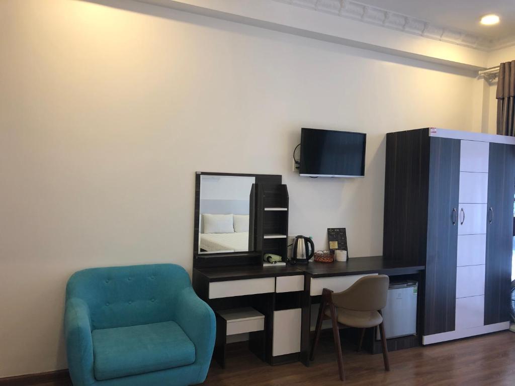 Ngoc Lan Hotel and Coffee photo 2