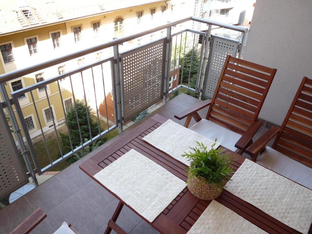 Студио (Улучшенный номер-студио), Trendy Deluxe Apartments