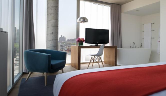 Двухместный (Улучшенный угловой номер с кроватью размера «king-size»), Nolitan Hotel SoHo - New York