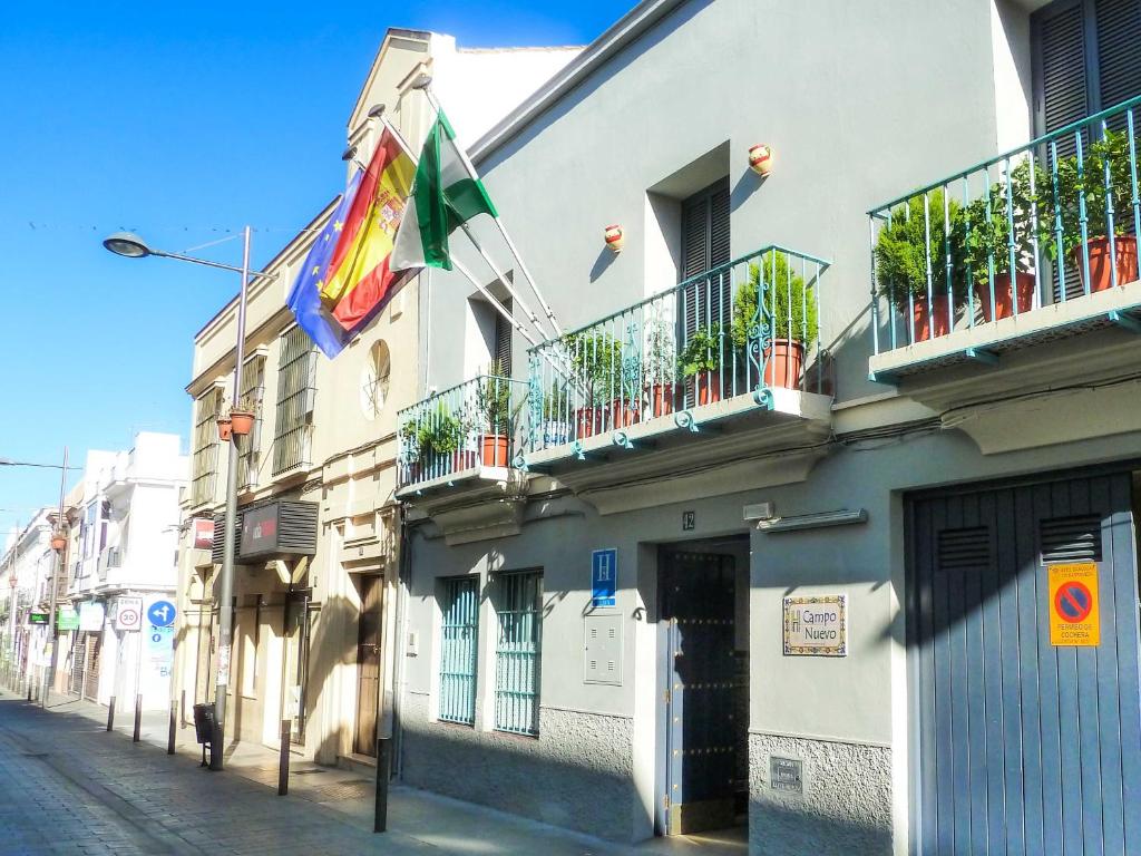 Hostal Campo Nuevo - Tap to explore photos