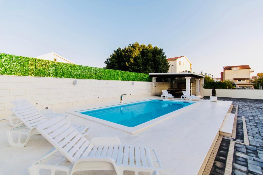 Villa Aurora photo 1