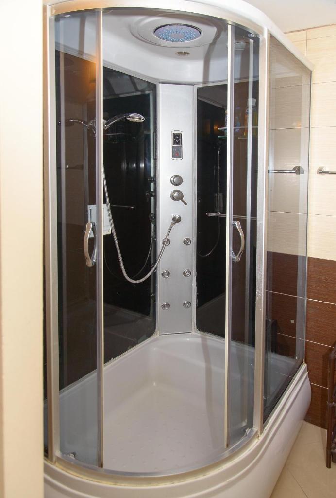 Апартаменты (Двухуровневый номер с 2 спальнями и галереей), Apartments Skadarlija