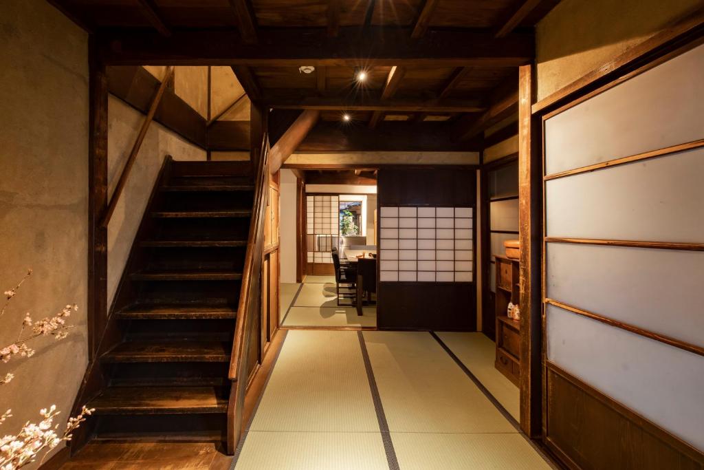Kanazawa Machiya Kenroku photo 3