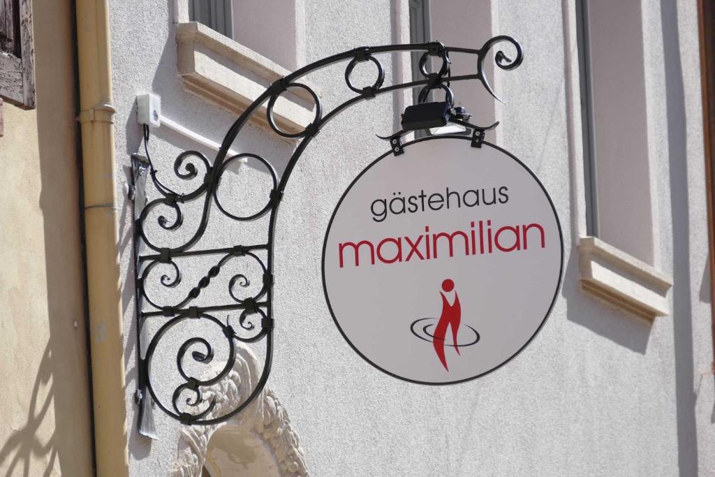 Maximilian photo 3