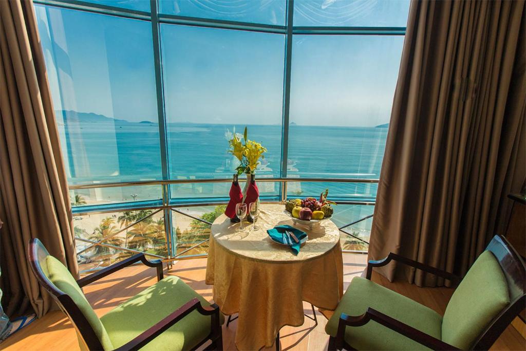 Сьюит (Люкс, вид на море), Yasaka Saigon Nha Trang Hotel & Spa